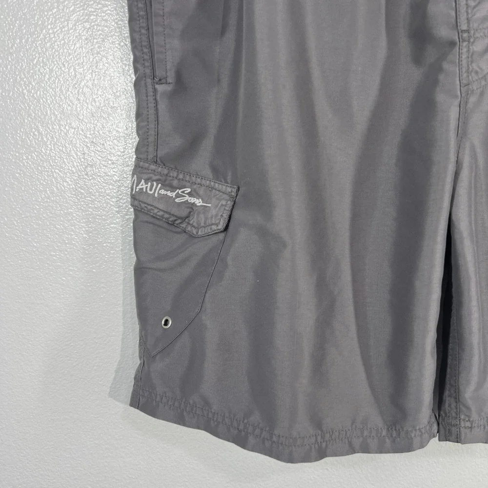 Maui and Sons color gray